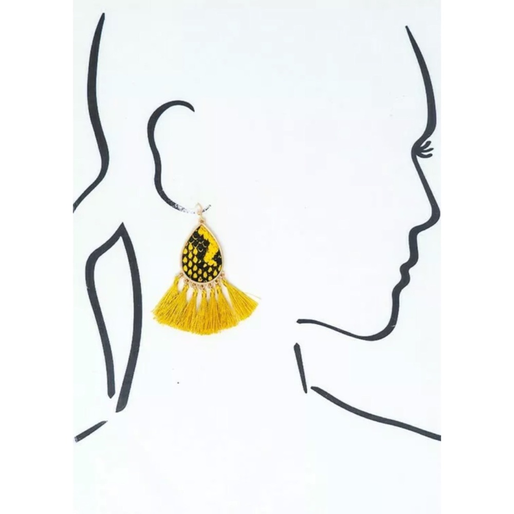 Gold Cream Snake Print Casting Tassel Earrings - Picture 3 of 3